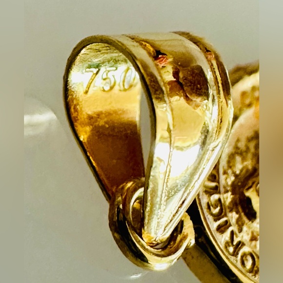 Religious (Mama Mary) Pendant. 💛 Real 18(18k) Karat Solid Gold Jewelry - Picture 6 of 8